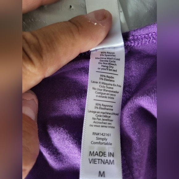 LuLaRoe Vibrant Purple Short Sleeve Top, Size Medium - Picture 5 of 7